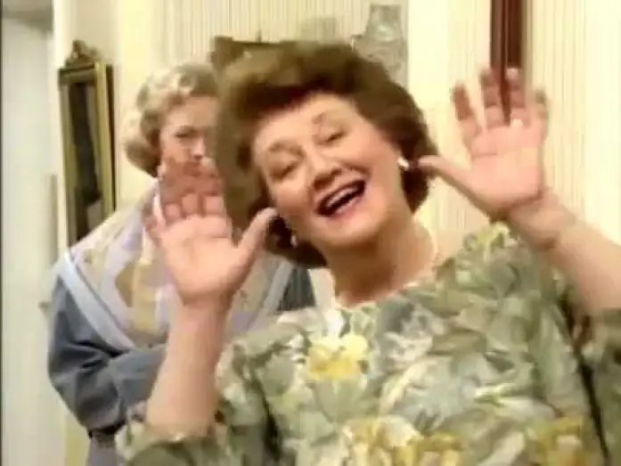 Видео к сериалу Соблюдая приличия — Keeping Up Appearances Bloopers, All Seasons