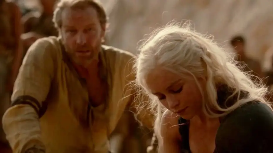 Видео к сериалу Игра Престолов — Game of Thrones: Season 2 - Character Feature - Daenerys Targaryen (HBO)
