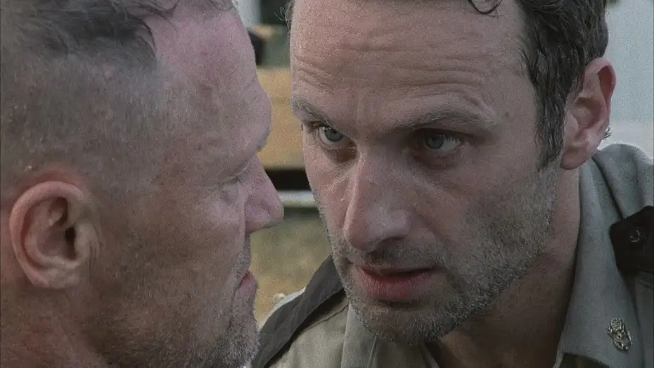 Видео к сериалу Ходячие мертвецы — TWD S01E02 - Rick Meets Merle Dixon
