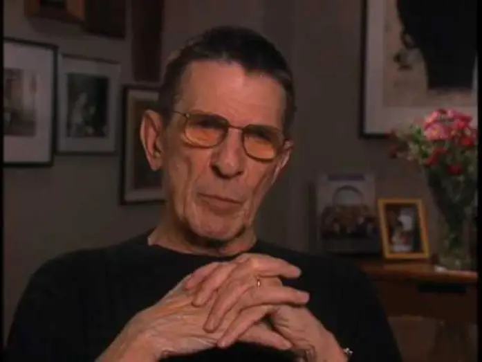Видео к сериалу Звездный путь — Leonard Nimoy discusses Mr. Spock's "Star Trek" signature moves - EMMYTVLEGENDS.ORG