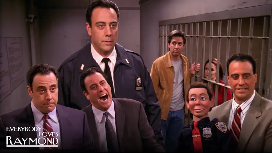 Видео к сериалу Все любят Рэймонда — Robert's Best Lines, Bits and Gags | Everybody Loves Raymond