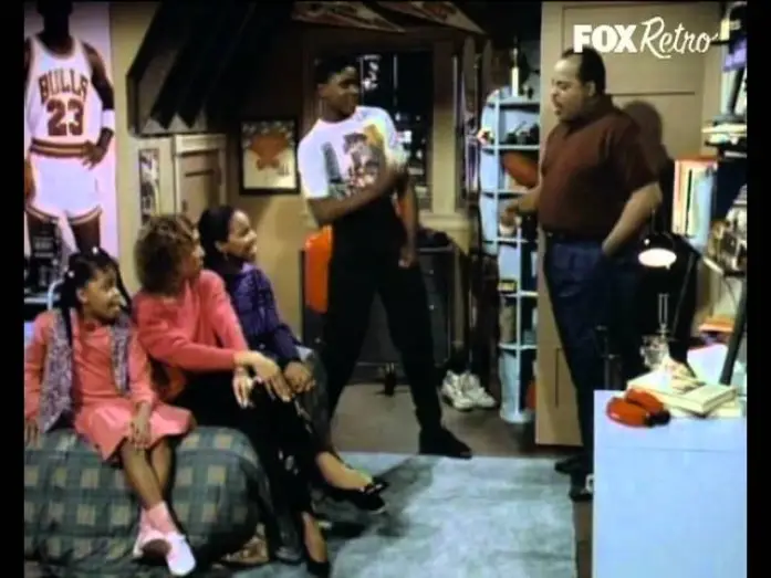Видео к сериалу Дела семейные — Otto sotto un tetto - Dal 3 ottobre su FOX Retro (promo b)