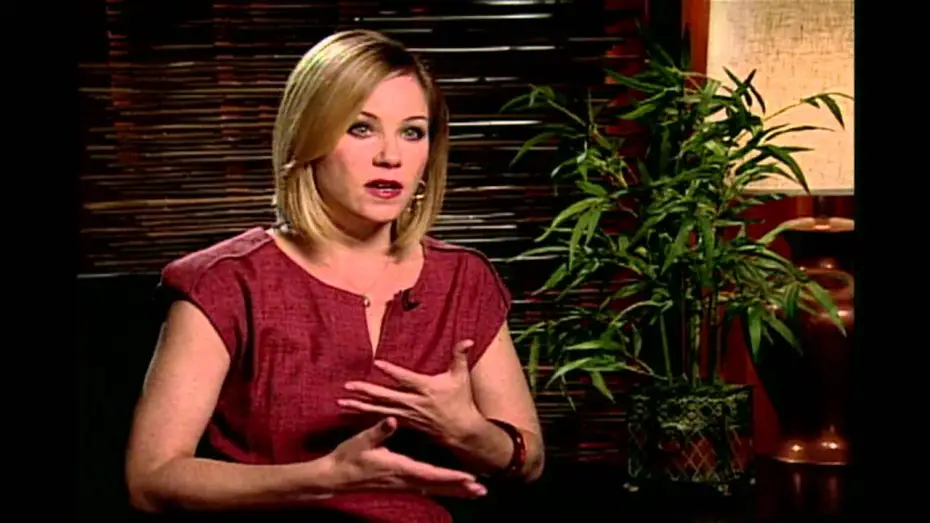 Видео к сериалу Кто такая Саманта? — Samantha Who?: Christina Applegate "Samantha Newly" Exclusive Interview | ScreenSlam