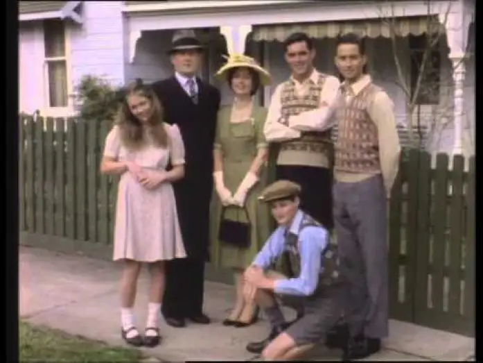 Видео к сериалу Салливаны — The Sullivans -  Introduction