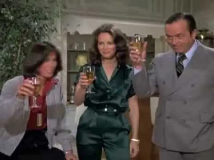 Видео к сериалу Ангелы Чарли — Good Morning Angels!