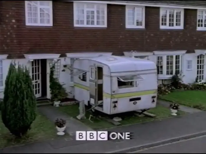 Видео к сериалу Одной ногой в могиле — One foot in the grave bbc 1 trailer 1997