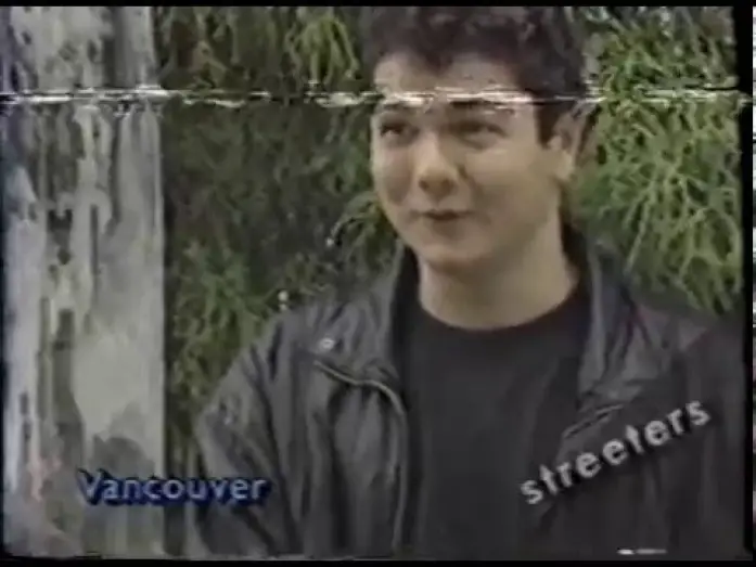 Видео к сериалу Street Cents — CBC's Street Cents - Introducing the Internet (clip)