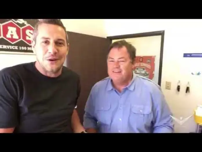 Видео к сериалу Махинаторы — Wheeler Dealers Set Tour with Mike and Ant