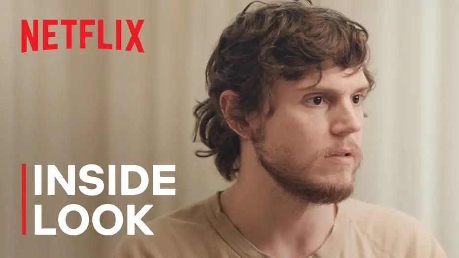 Видео к сериалу Монстр: История Джеффри Дамера — Evan Peters On The Complexity Of Playing Dahmer