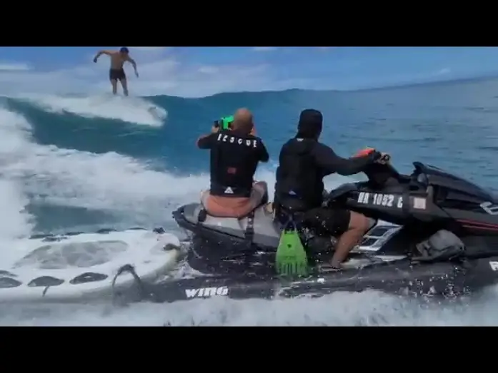 Видео к сериалу Морская полиция: Гавайи — Surfing for NCIS Hawai'i