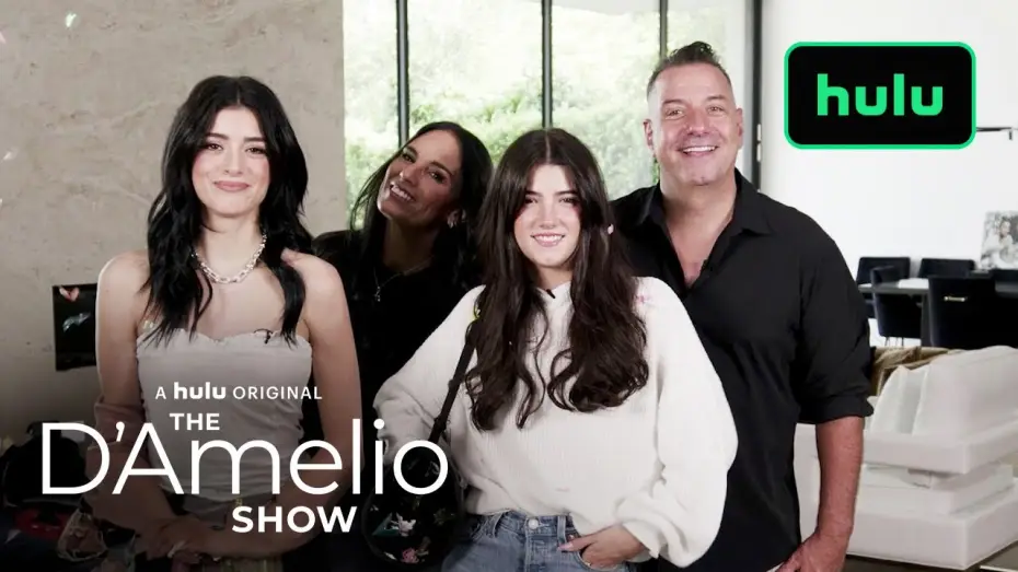 Видео к сериалу The D'Amelio Show — Date Announcement