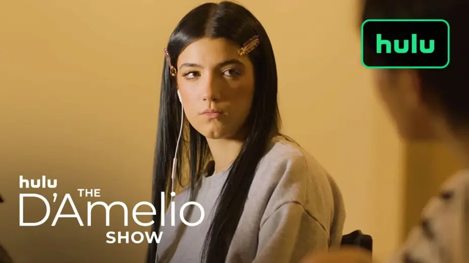 Видео к сериалу The D'Amelio Show — Season 3 Bloopers