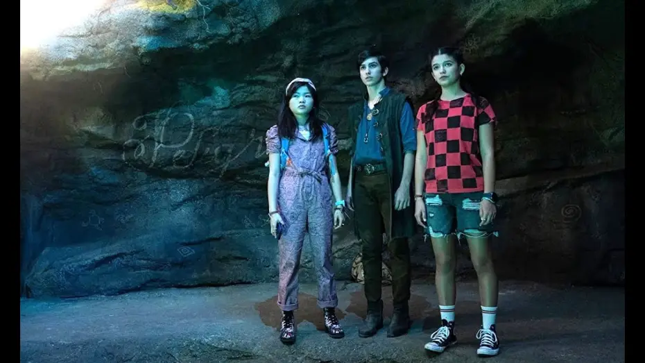 Видео к сериалу Мистические приключения Сэм и Джейд — Tráiler de 'Las chicas del surfside', serie juvenil que Apple TV estrena el  viernes, 19 de agosto