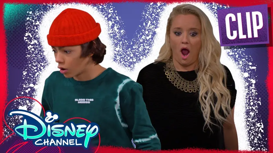 Видео к сериалу Злодеи Вэлли-Вью — Trust No One | The Villains of Valley View | @Disney Channel