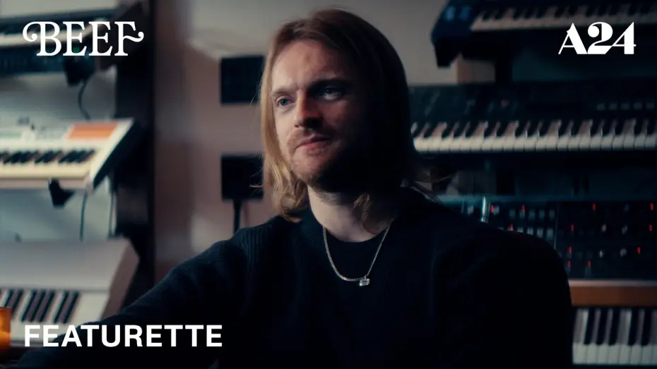 Видео к сериалу Грызня — Behind the Score with Composer Finneas O’Connell