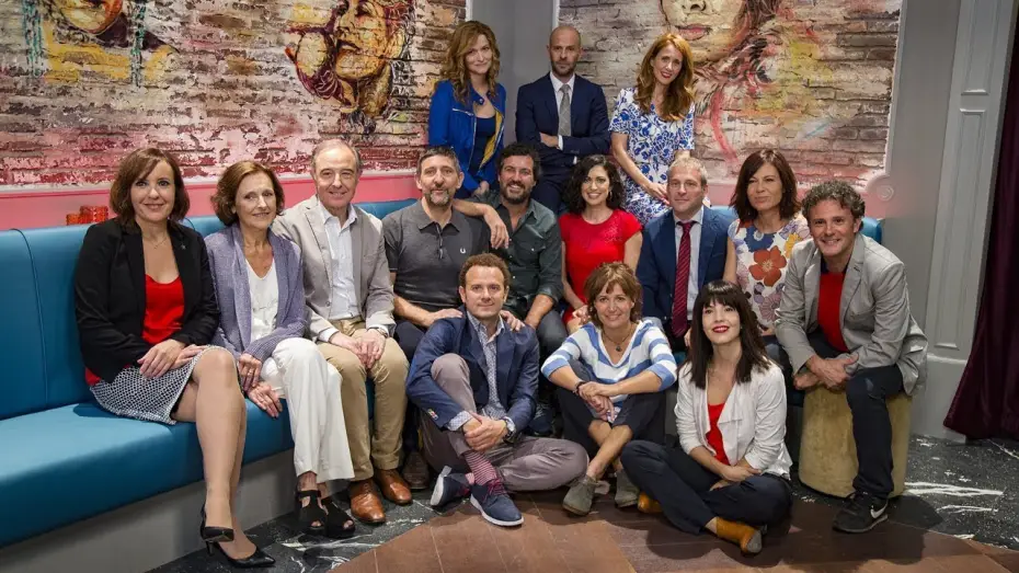 Видео к сериалу Com si fos ahir — Així serà la nova sèrie de sobretaula de TV3