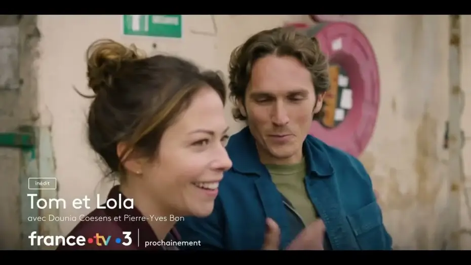 Видео к сериалу Том и Лола — Bande-annonce de la série "Tom et Lola" avec Dounia Coesens