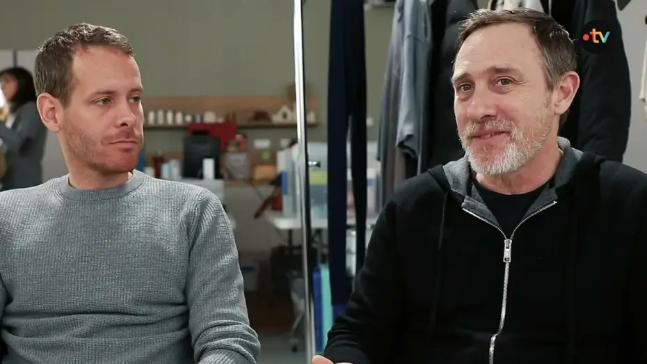 Видео к сериалу Phoenix — [Interview] Phoenix : Louis Aubert et Matthieu Bernard, scénaristes