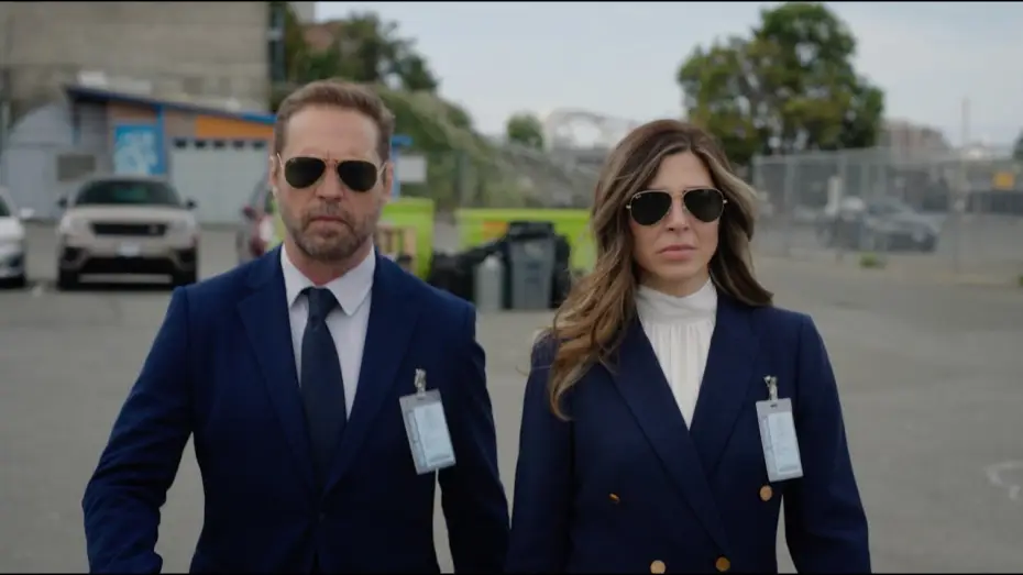 Видео к сериалу Private Eyes West Coast — Private Eyes | Season 1Trailer | The CW