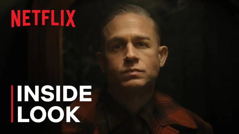 Видео к сериалу Монстр: История Эда Гина — Charlie Hunnam, Ryan Murphy & Ian Brennan on Monster: The Ed Gein Story