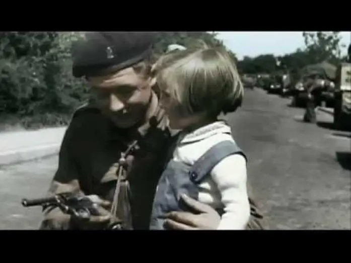 Видео к сериалу Апокалипсис: Вторая мировая война — Extract "APOCALYPSE, The Second World War" 1/6