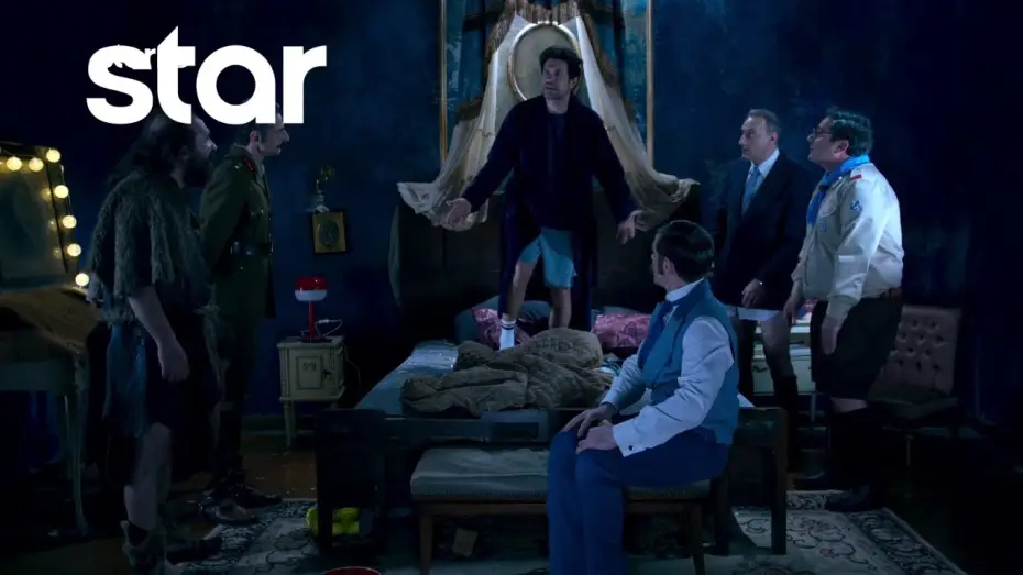 Видео к сериалу Τα Φαντάσματα — Ο Χάρης επικοινωνεί με τα Φαντάσματα!