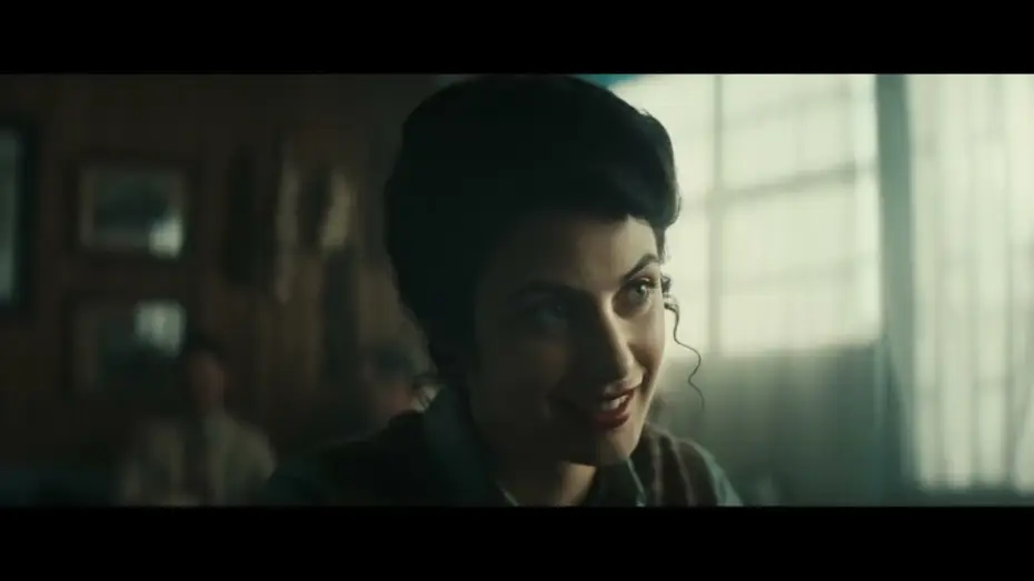 Видео к сериалу Великая Химера — Η Μεγάλη Χίμαιρα | H πολυαναμενόμενη σειρά στην ΕΡΤ