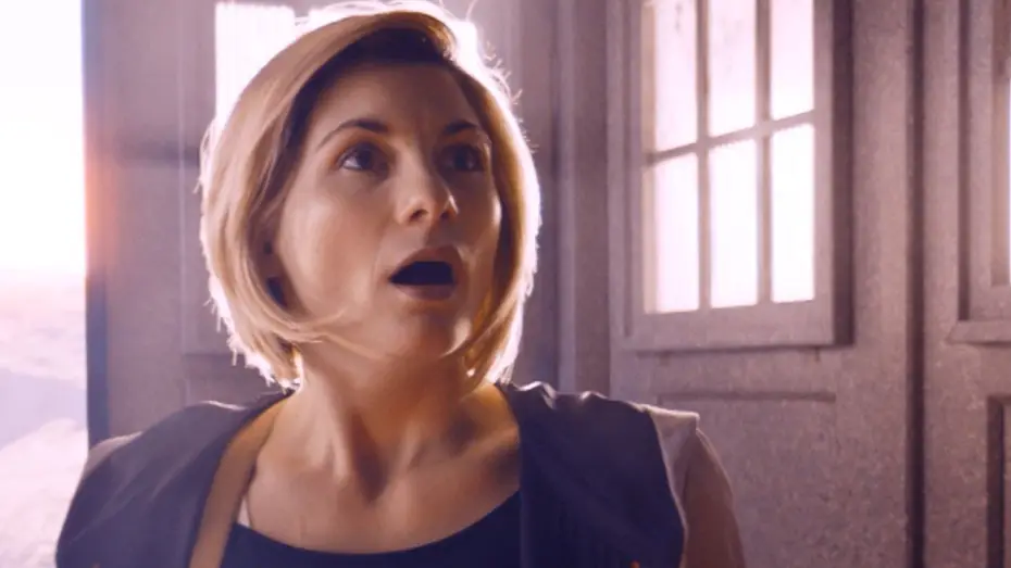 Видео к сериалу Доктор Кто — Inside the New TARDIS | The Ghost Monument