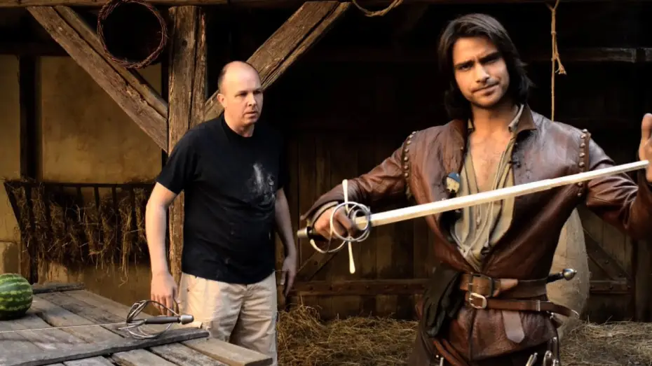 Видео к сериалу Мушкетёры — Secrets of... Luke Pasqualino tells us the secrets behind the special effects