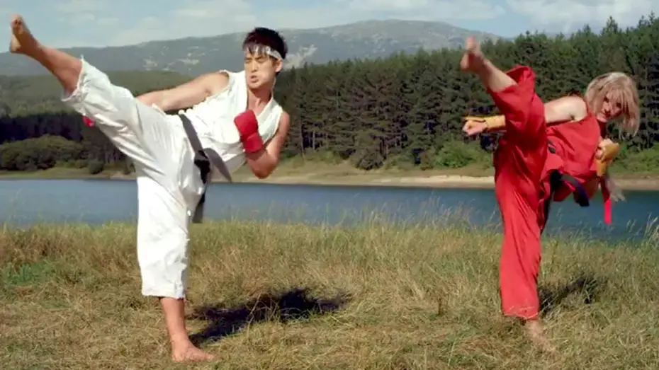 Видео к сериалу Уличный боец: Кулак убийцы — STREET FIGHTER Assassin's Fist - Bande Annonce VF
