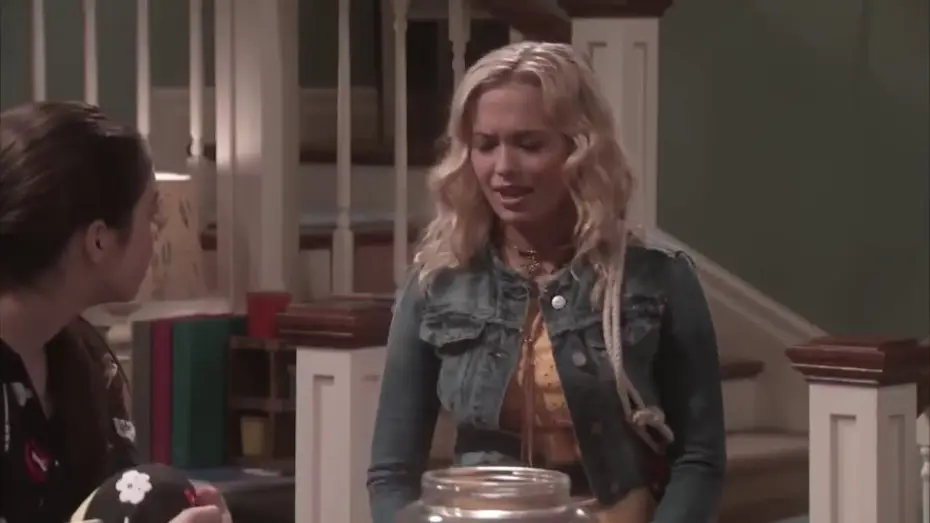 Видео к сериалу Best Friends Whenever — Best Friends Whenever Bloopers  part 1