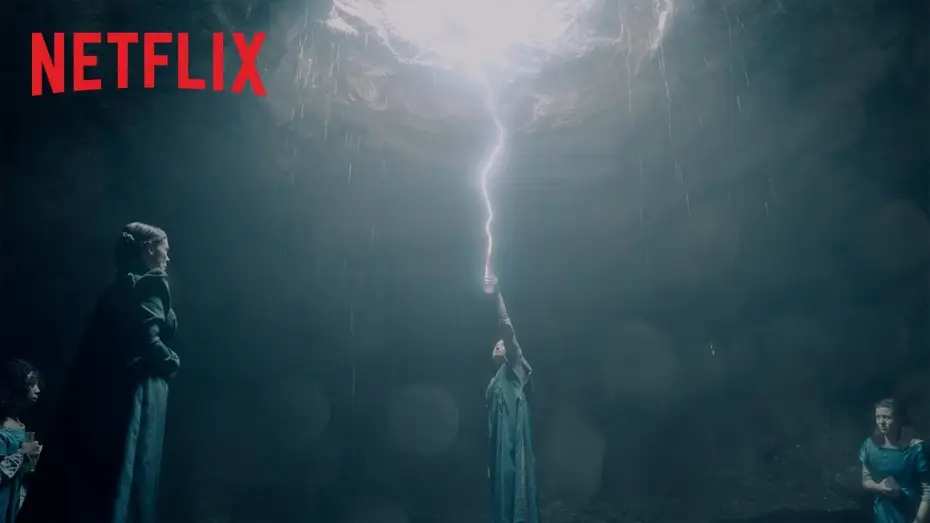 Видео к сериалу Ведьмак — L'univers "The Witcher" avec Henry Cavill, Anya Chalotra et Freya Allan [VOST]