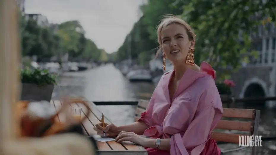 Видео к сериалу Убивая Еву — Villanelle | Killing Eve Season 2 Premieres April 7 at 8pm | BBC America