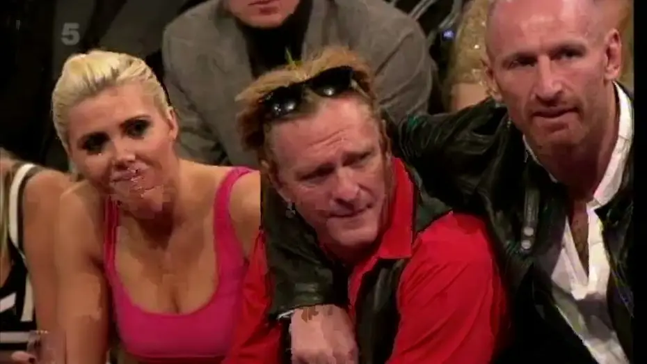 Видео к сериалу За кулисами «Большого брата» со звездами — Pete Burns on Celebrity Big Brother: Bit on the Side, 27 January 2012