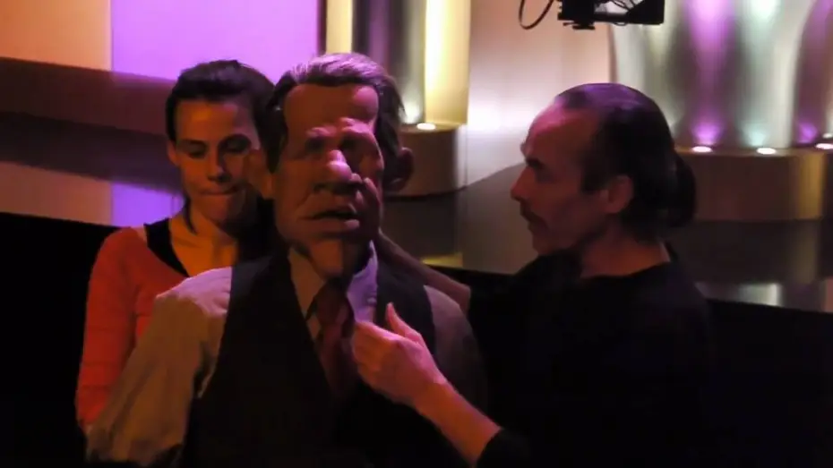 Видео к сериалу Les Guignols de l'info — Coulisses des guignols de l'info