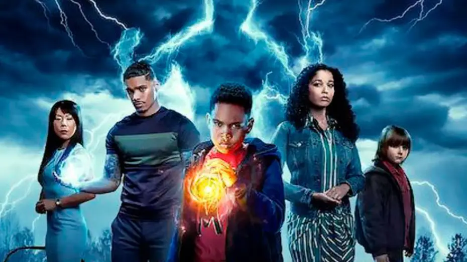 Видео к сериалу Мой сын — супергерой — Educar A Un Superhéroe - Temporada 1 (Trailer español)