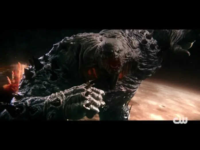 Видео к сериалу Супермен и Лоис — Season 4 - Superman vs. Doomsday