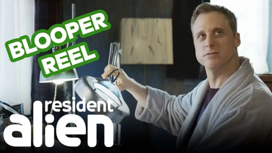 Видео к сериалу Засланец из космоса — Alan Tudyk and Cast's Hilarious Blooper Reel | Resident Alien | SYFY