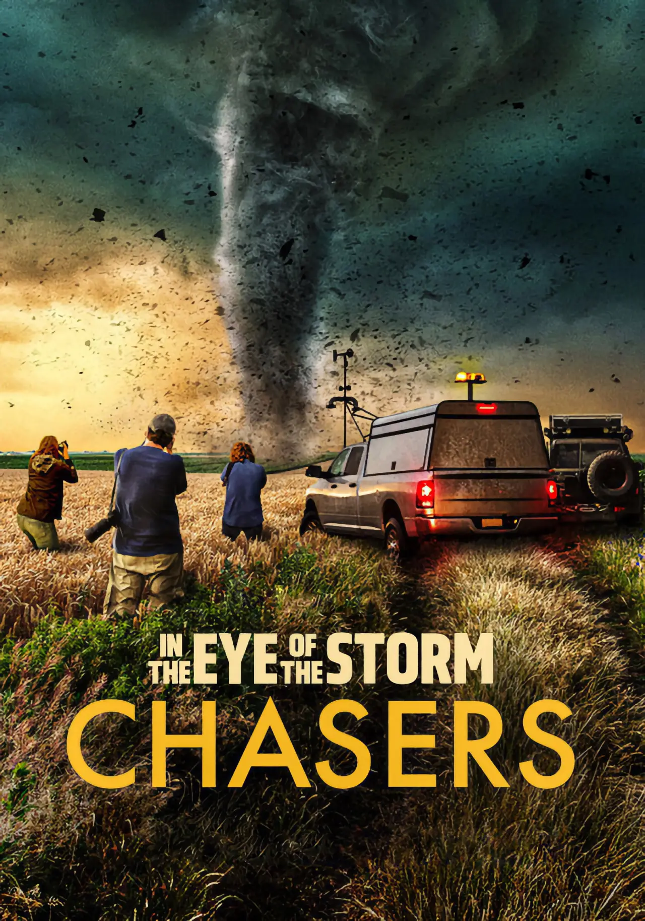 Постер к сериалу "In the Eye of the Storm: Chasers"
