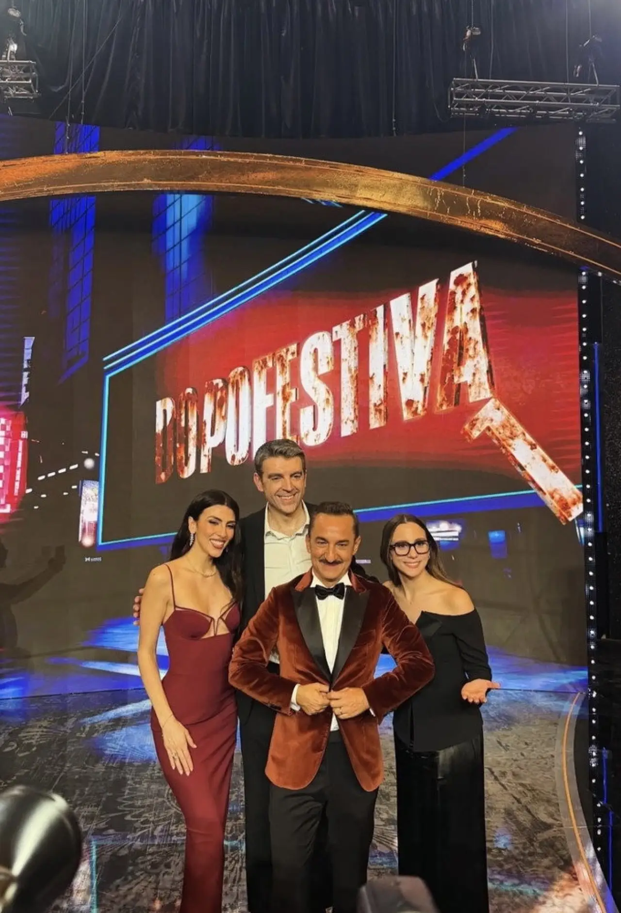 Постер к сериалу "DopoFestival"
