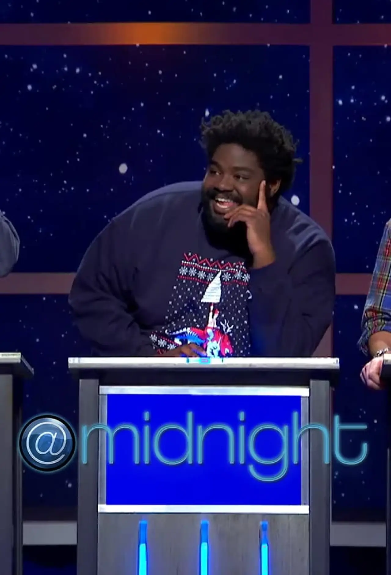 Постер к сериалу "@midnight с Крисом Хардвиком"