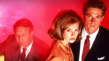 Задник к сериалу "Темные небеса" #1596008