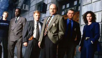 Задник к сериалу "Полиция Нью-Йорка" #1253148