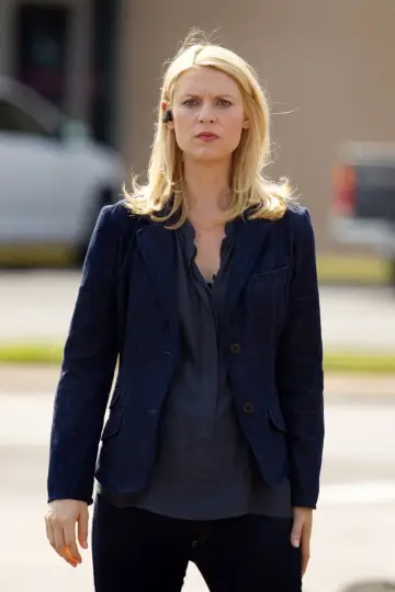 Постер к сериалу "Родина" #1249840