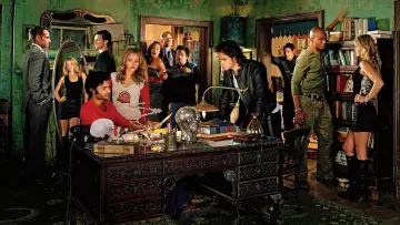 Задник к сериалу "Герои" #1257442