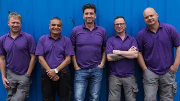 Задник к сериалу "DIY SOS" #1440471