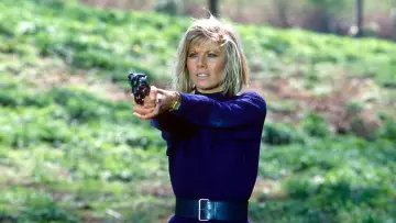 Задник к сериалу "Dempsey and Makepeace" #1446504