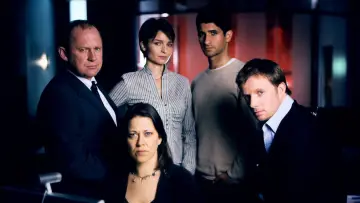 Задник к сериалу "Призраки " #1324741