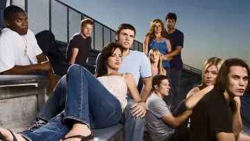Задник к сериалу "Огни ночной пятницы" #1325261
