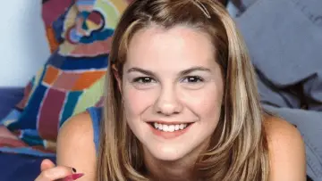 Задник к сериалу "The Secret World of Alex Mack" #1453189